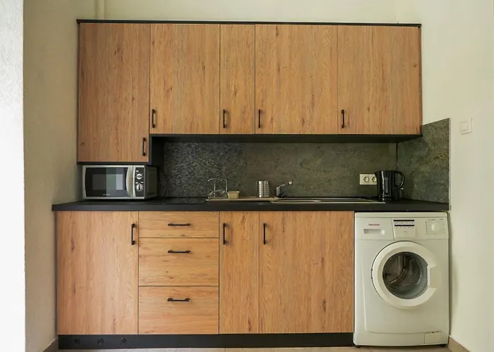 Instant Ruinbar Central Premium Apartment B